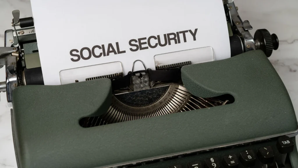 Social Security Reform Back in Focus as Senator Pushes New Plan Before Leaving Office Social Security Reform